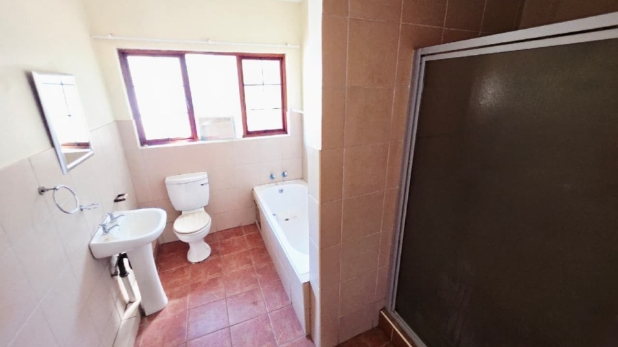 3 Bedroom Property for Sale in Rustenburg Central North West